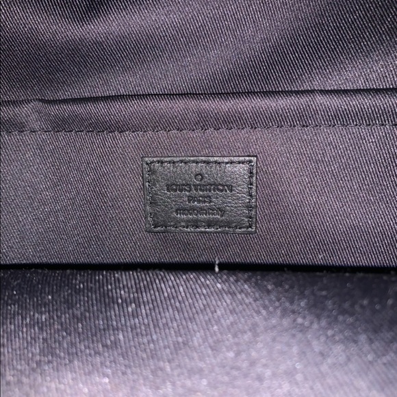 Louis Vuitton Palm Springs Monogram Backpack - Picture 6 of 11